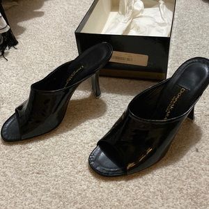 Black patent Donna Karen heels
